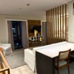 Studio mobiliado para locação no Itaim Bibi com 42m² 1 suíte e 1 vaga próximo à Faria Lima